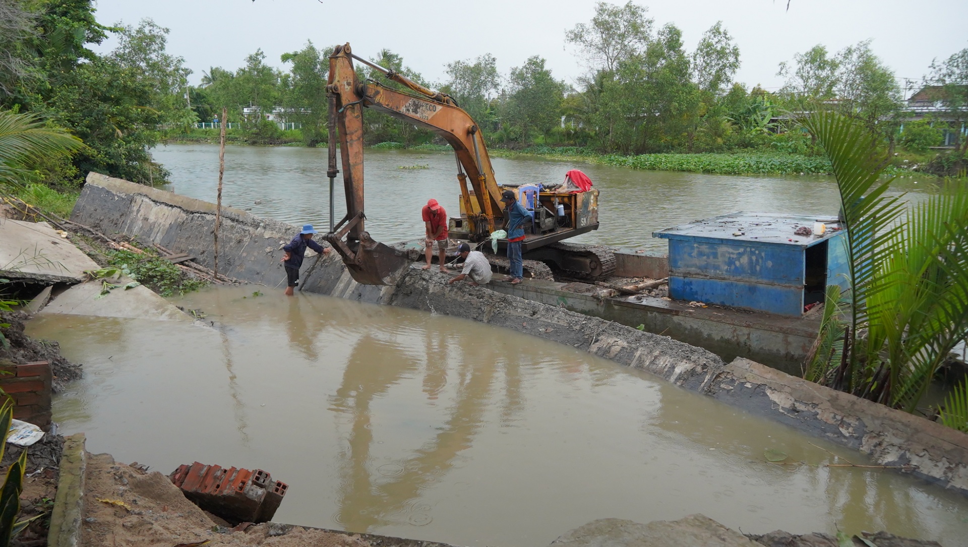 Những tháng đầu năm, Cần Thơ liên tiếp sạt lở bờ sông Những tháng đầu năm, Cần Thơ liên tiếp sạt lở bờ sông