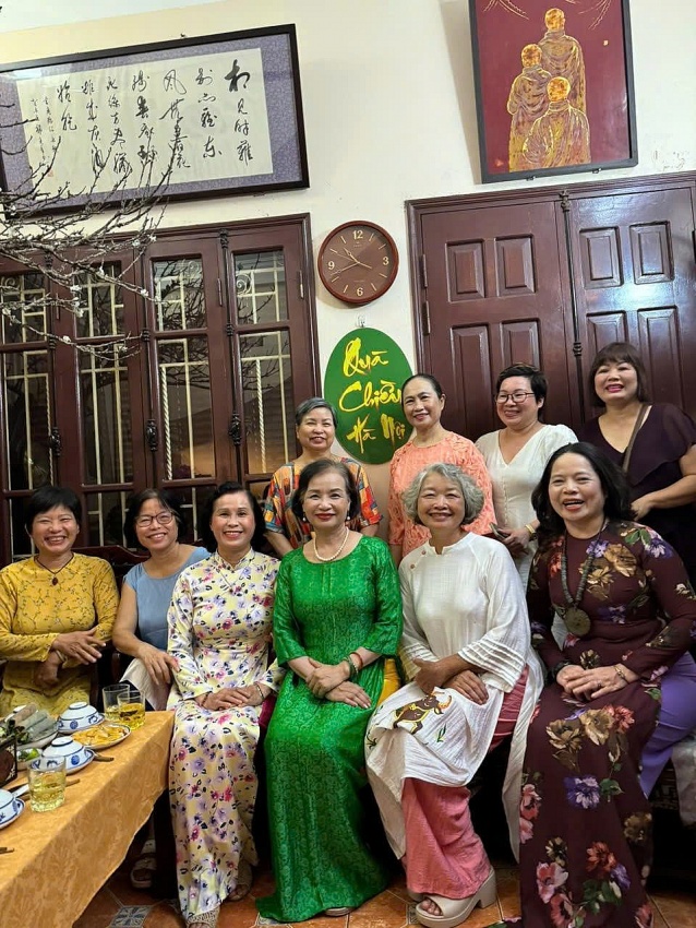 Một cuộc gặp tình nghĩa trăm năm