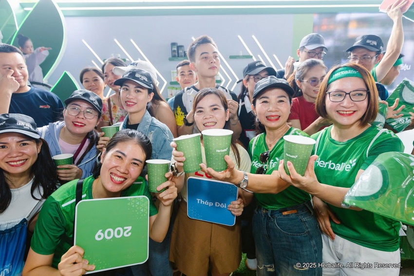 Herbalife Việt Nam đồng hành cùng giải chạy VnEpxress Marathon Quy Nhơn với hơn 12.000 người tham gia