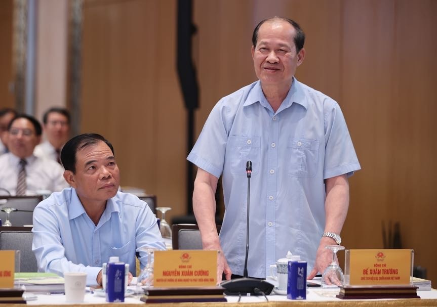 Chủ tịch Hội Cựu chiến binh Việt Nam Bế Xuân Trường: Khi đi làm công tác tuyên truyền, vận động, dù gặp nhiều khó khăn, phức tạp, cựu chiến binh vẫn luôn gương mẫu đi đầu và được nhân dân tin tưởng, được cấp ủy, chính quyền đánh giá cao - Ảnh: VGP Chủ tịch Hội Cựu chiến binh Việt Nam Bế Xuân Trường: Khi đi làm công tác tuyên truyền, vận động, dù gặp nhiều khó khăn, phức tạp, cựu chiến binh vẫn luôn gương mẫu đi đầu và được nhân dân tin tưởng, được cấp ủy, chính quyền đánh giá cao - Ảnh: VGP