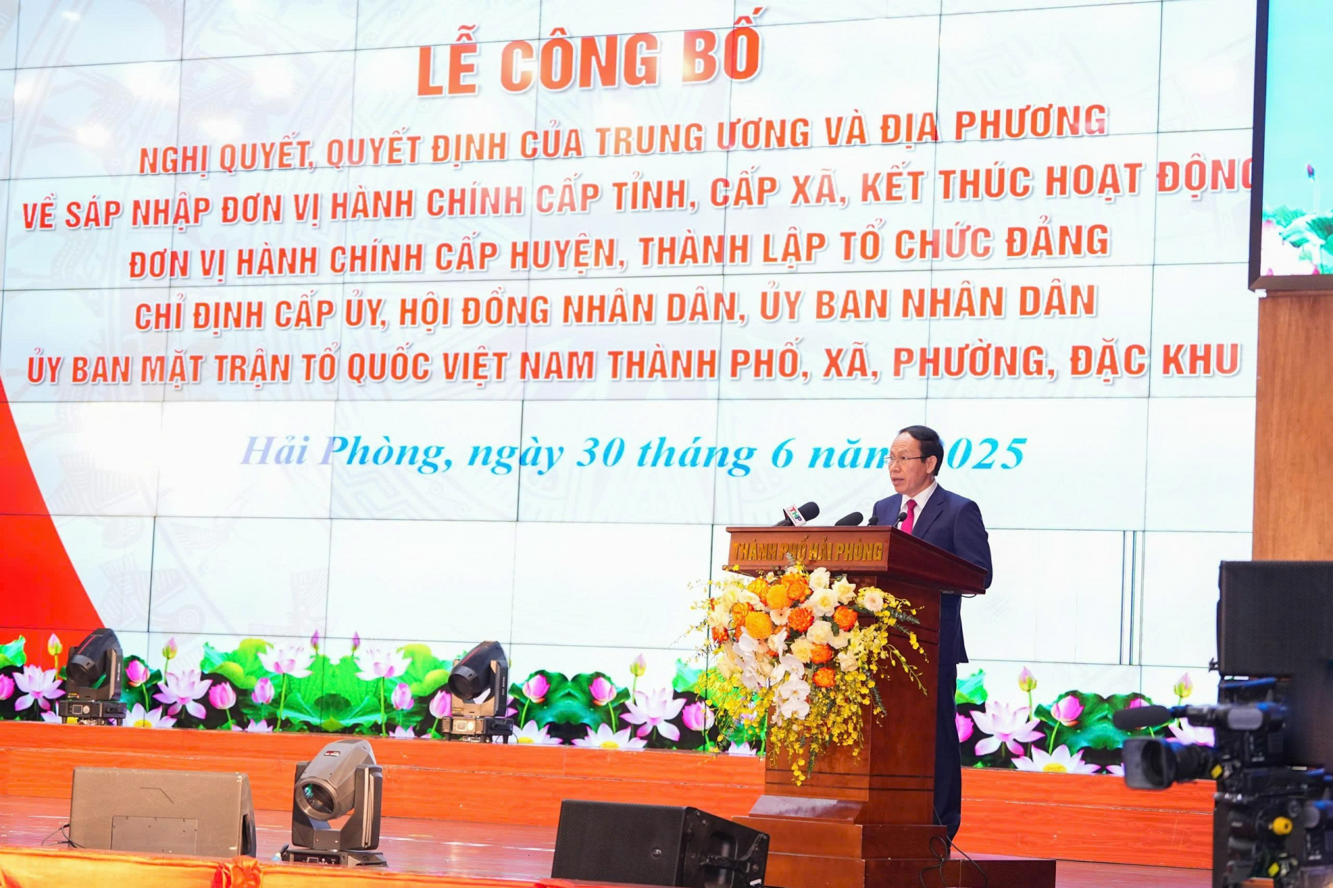 Thủ tướng chính phủ Phạm Minh Chính dự lễ công bố thành lập Thành phố Hải Phòng mới – Bước ngoặt xây dựng siêu đô thị Miền Bắc Thủ tướng chính phủ Phạm Minh Chính dự lễ công bố thành lập Thành phố Hải Phòng mới – Bước ngoặt xây dựng siêu đô thị Miền Bắc