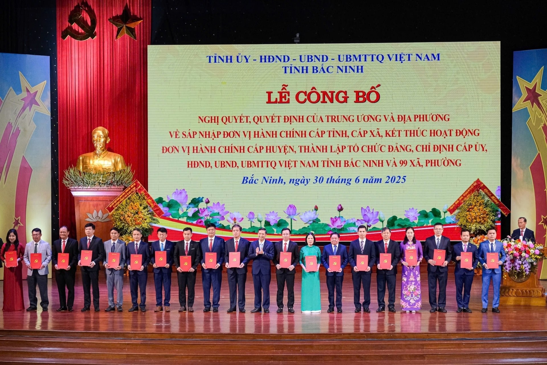 Nhiều Giám đốc, Phó Giám đốc Sở về giữ chức Bí thư Đảng ủy xã, phường của tỉnh Bắc Ninh mới