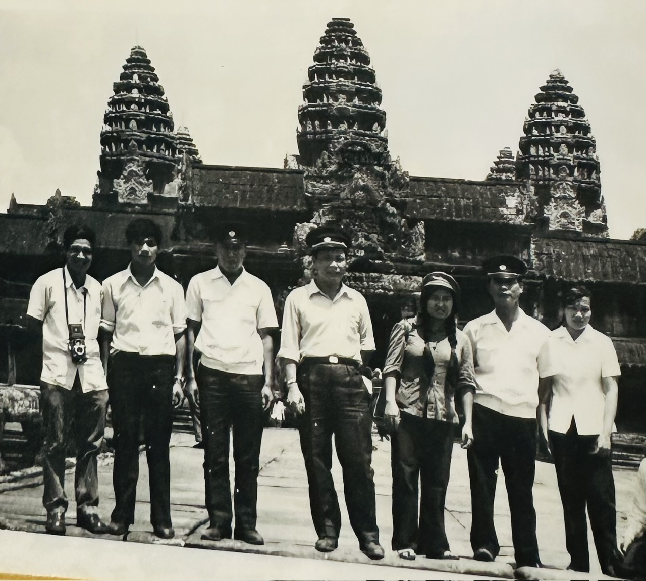 Tại một đơn vị Việt Nam đang làm nghĩa vụ quốc tế ở Campuchia Tại một đơn vị Việt Nam đang làm nghĩa vụ quốc tế ở Campuchia