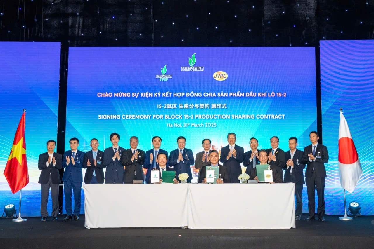 Tăng trưởng ổn định trong 6 tháng đầu năm, Petrovietnam tạo đà cho chiến lược dài hạn Tăng trưởng ổn định trong 6 tháng đầu năm, Petrovietnam tạo đà cho chiến lược dài hạn