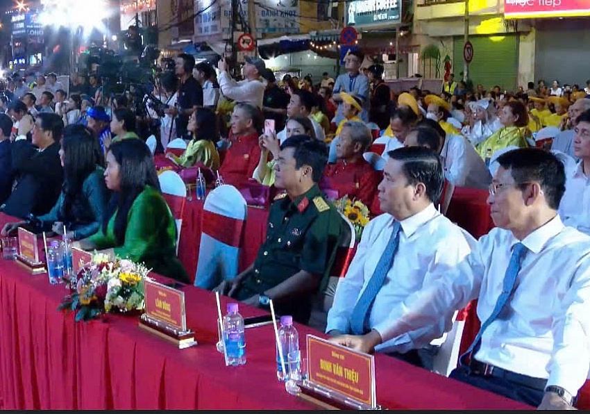 Lễ công bố và đón nhận bằng xếp hạng di tích quốc gia đặc biệt Tháp Bà Pô Nagar