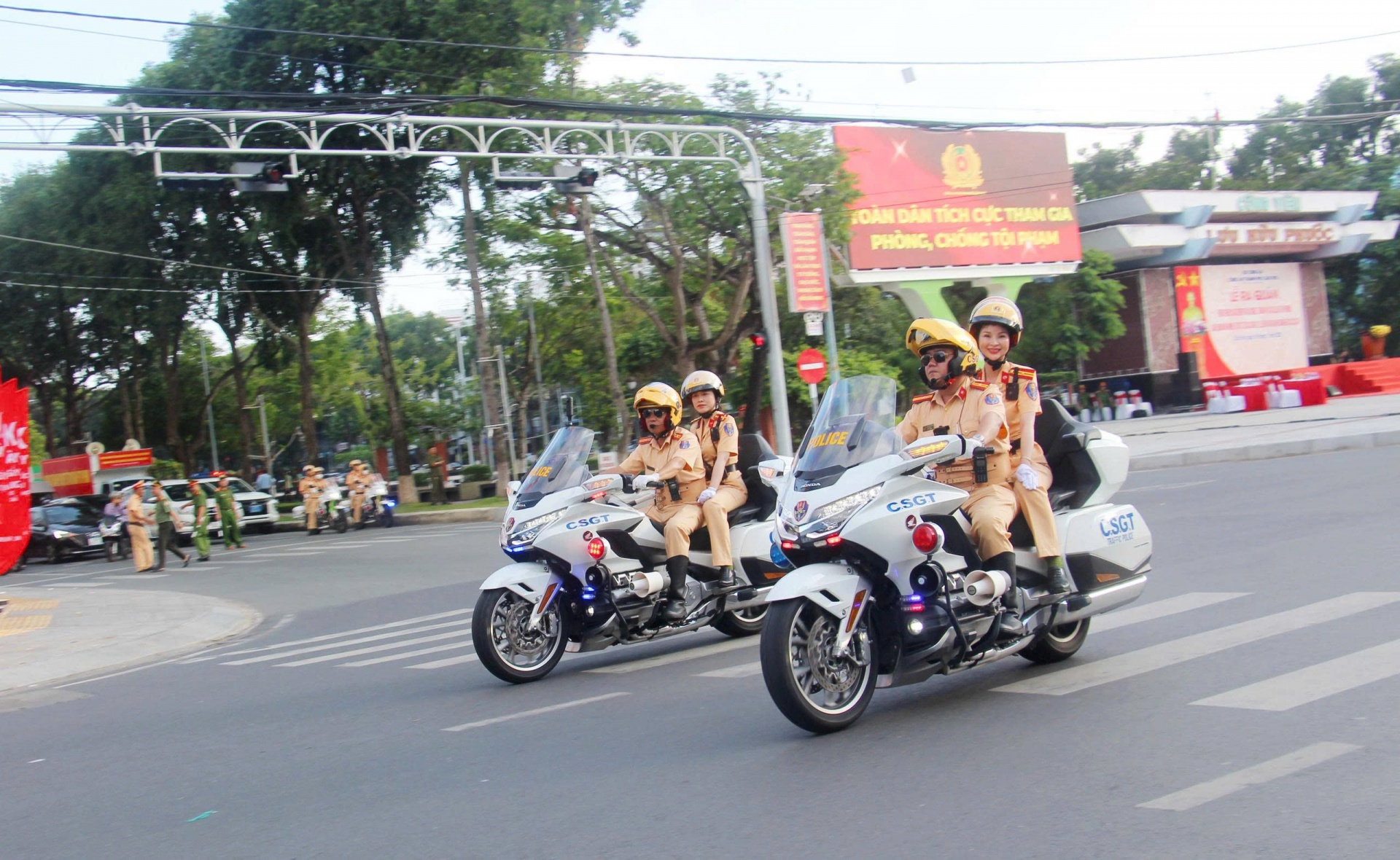Công an TP Cần Thơ: Quyết tâm đảm bảo an ninh trật tự các ngày lễ lớn và Đại hội Đảng bộ các cấp Công an TP Cần Thơ: Quyết tâm đảm bảo an ninh trật tự các ngày lễ lớn và Đại hội Đảng bộ các cấp