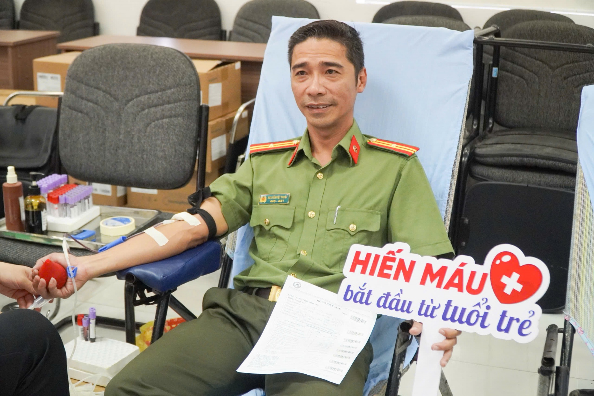 Cần Thơ: Ngày hội hiến máu “Sắc đỏ Tây Đô” Cần Thơ: Ngày hội hiến máu “Sắc đỏ Tây Đô”