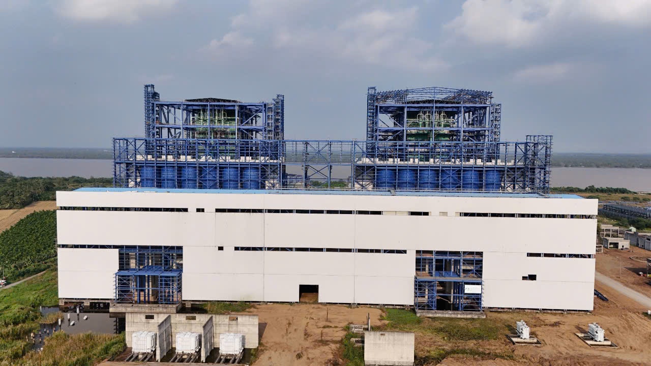 Dự án NMNĐ Long Phú 1: Chuyển mình mạnh mẽ, hướng tới đích phát điện 2027 Dự án NMNĐ Long Phú 1: Chuyển mình mạnh mẽ, hướng tới đích phát điện 2027