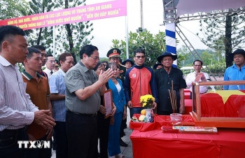 "Phát triển đất nước xứng tầm với mong muốn của dân và sự hy sinh của các liệt sỹ"