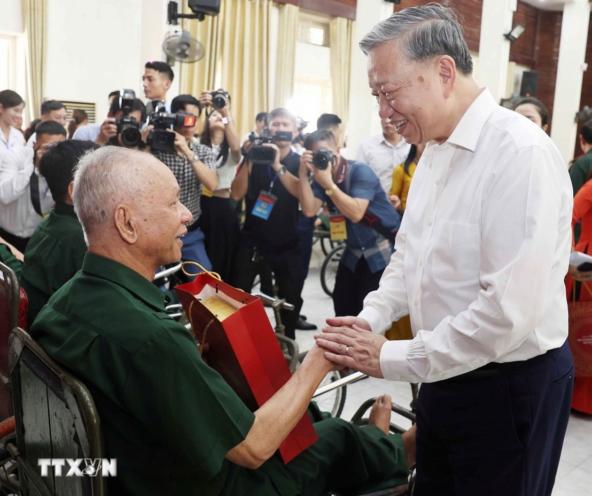 UỐNG NƯỚC NHỚ NGUỒN UỐNG NƯỚC NHỚ NGUỒN