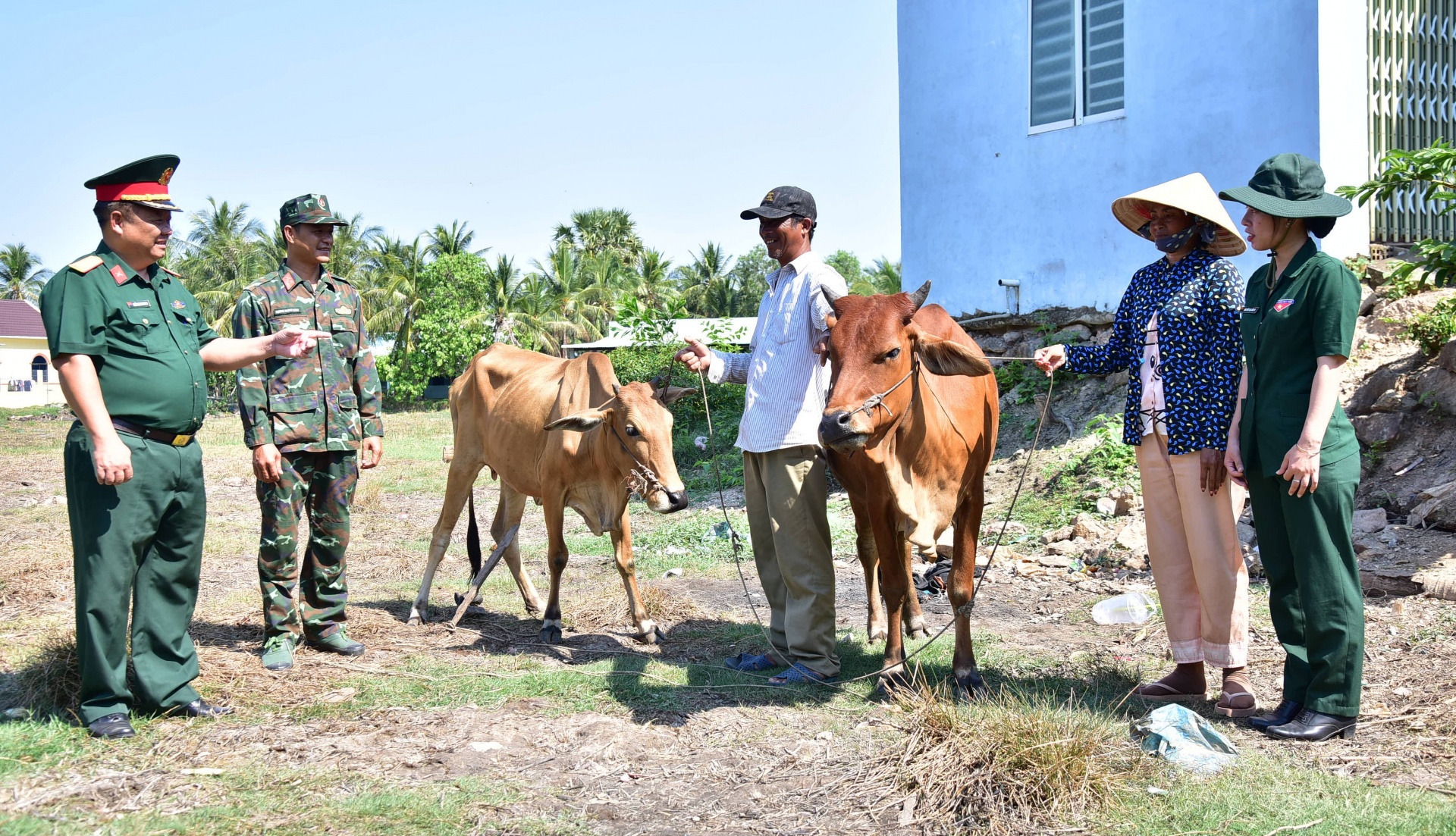 Các Đoàn Kinh tế-Quốc phòng Quân khu 9: Xứng đáng là “Đội quân chiến đấu, đội quân công tác, đội quân lao động sản xuất” Các Đoàn Kinh tế-Quốc phòng Quân khu 9: Xứng đáng là “Đội quân chiến đấu, đội quân công tác, đội quân lao động sản xuất”