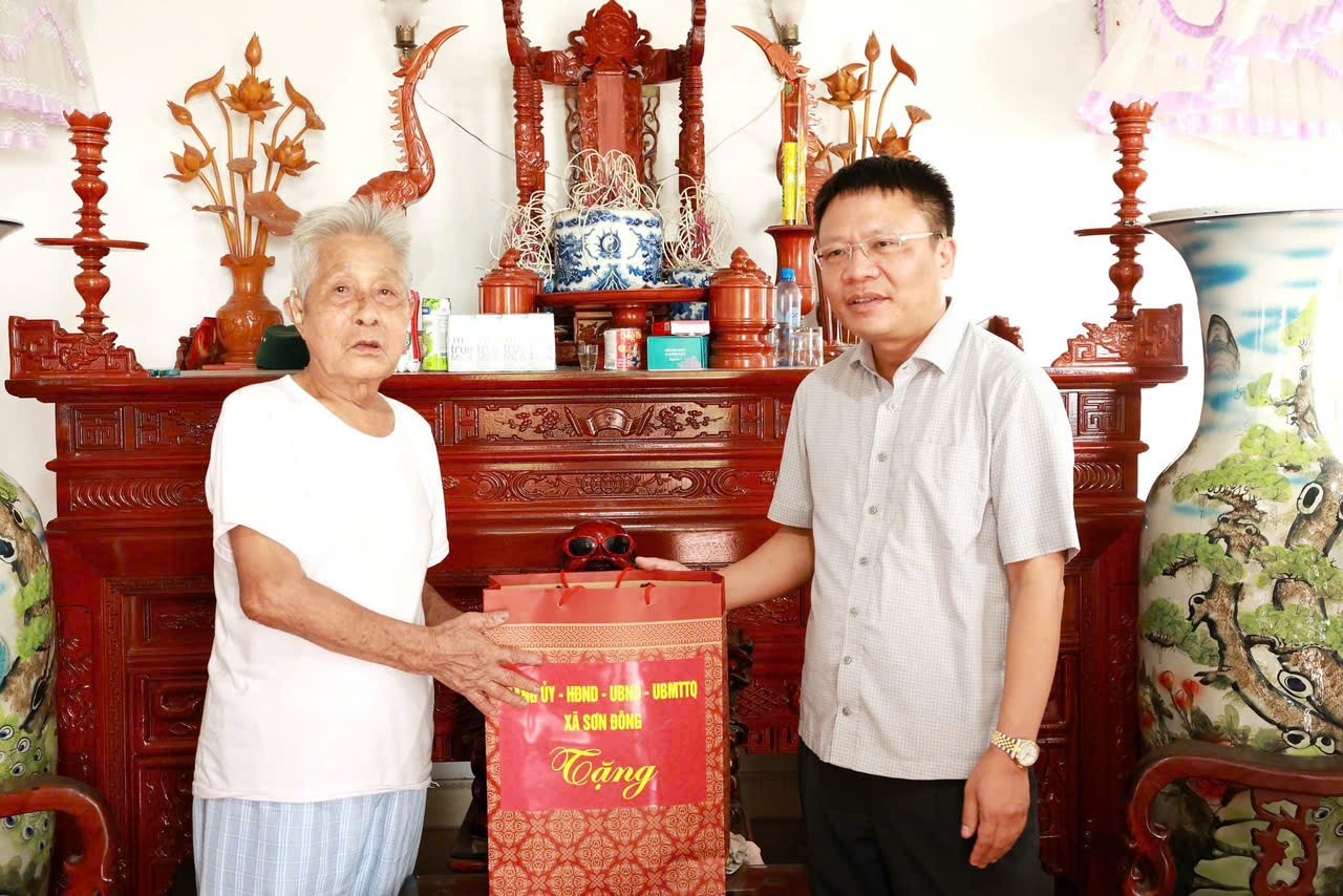 Xã Sơn Đông (Phú Thọ): Thắp lên ngọn lửa tri ân ngày Thương binh Liệt sỹ 27/7