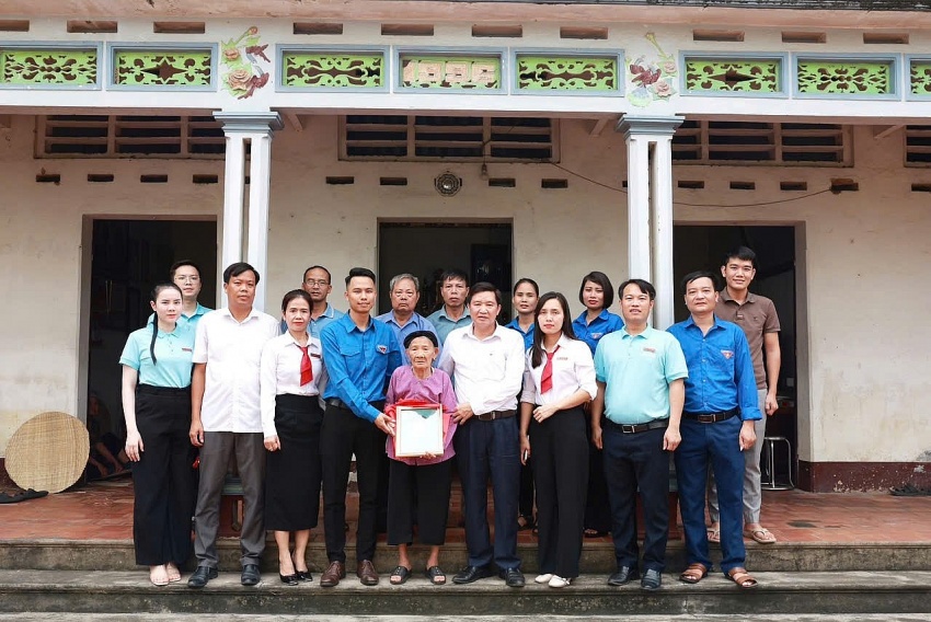 undefined Xã Sơn Đông (Phú Thọ): Thắp lên ngọn lửa tri ân ngày Thương binh Liệt sỹ 27/7