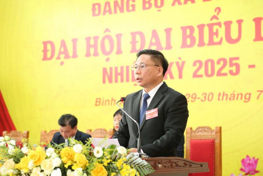 Quyết tâm trở thành trung tâm văn hóa, dịch vụ và đô thị văn minh, hiện đại Quyết tâm trở thành trung tâm văn hóa, dịch vụ và đô thị văn minh, hiện đại