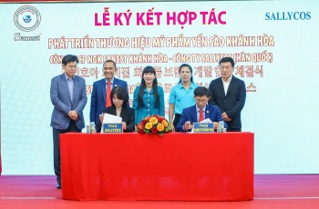 Sanest Khánh Hòa ký kết hợp tác phát triển thương hiệu mỹ phẩm với Công ty Sallycos
