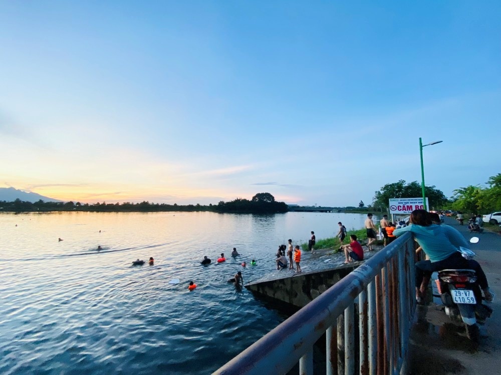 Để bơi lội trở thành kỹ năng sống