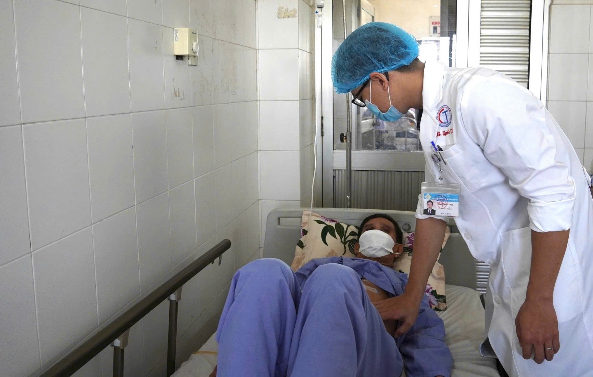 Bệnh viện Đa khoa Trung ương Cần Thơ: Sử dụng hệ thống dao mổ siêu âm Cusa trong phẫu thuật cắt gan  Minh Tuấn - H