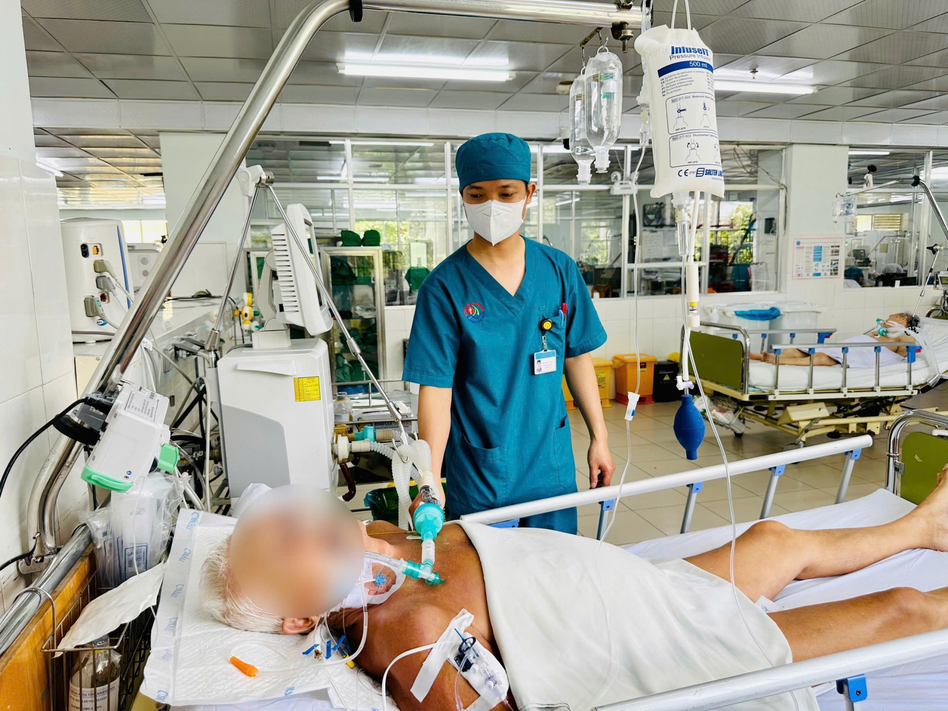 Đã uống rượu bia không nên tắm biển