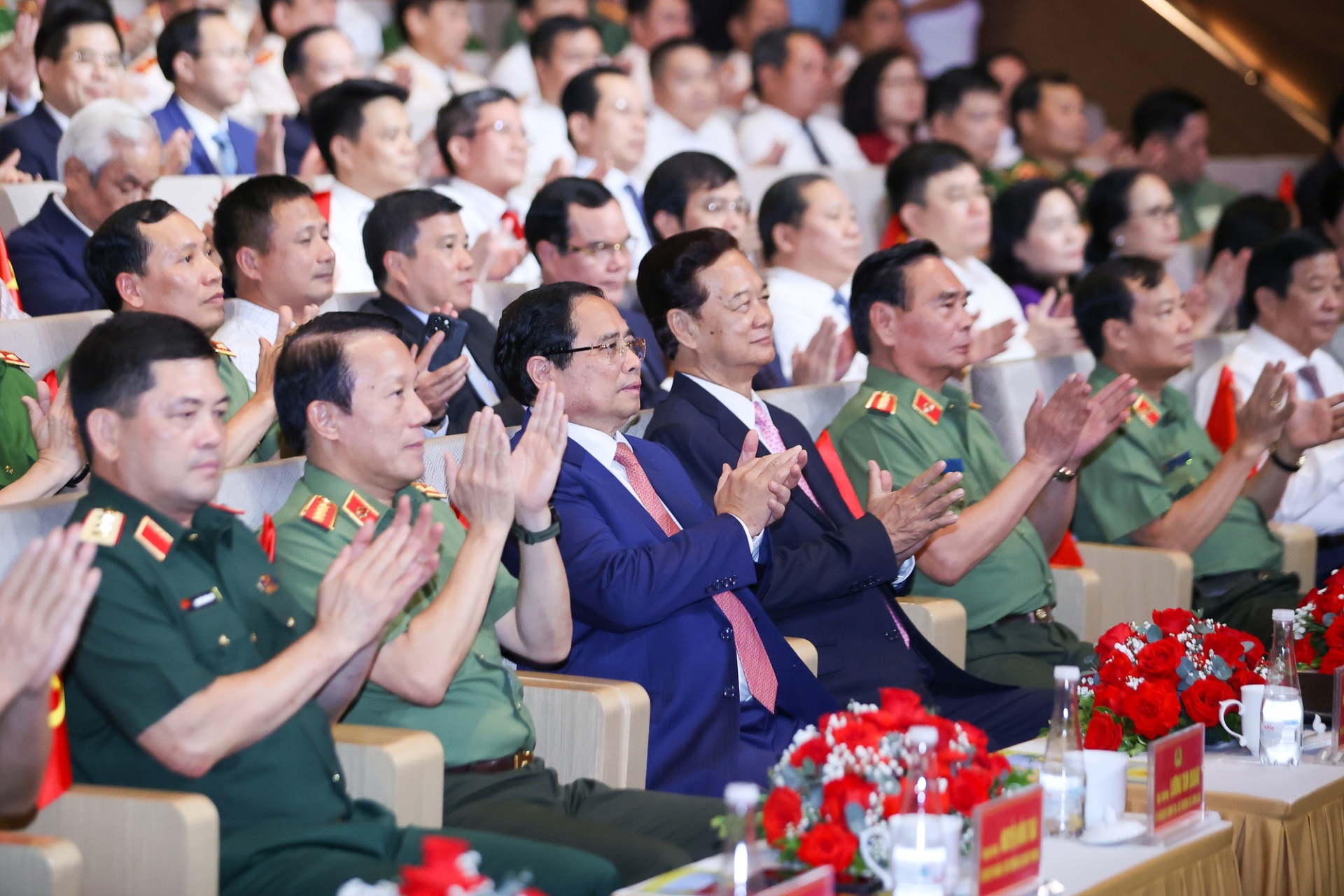 Thủ tướng Phạm Minh Chính cùng các đại biểu dự Đại hội Thi đua Thủ tướng: Biến Phong trào