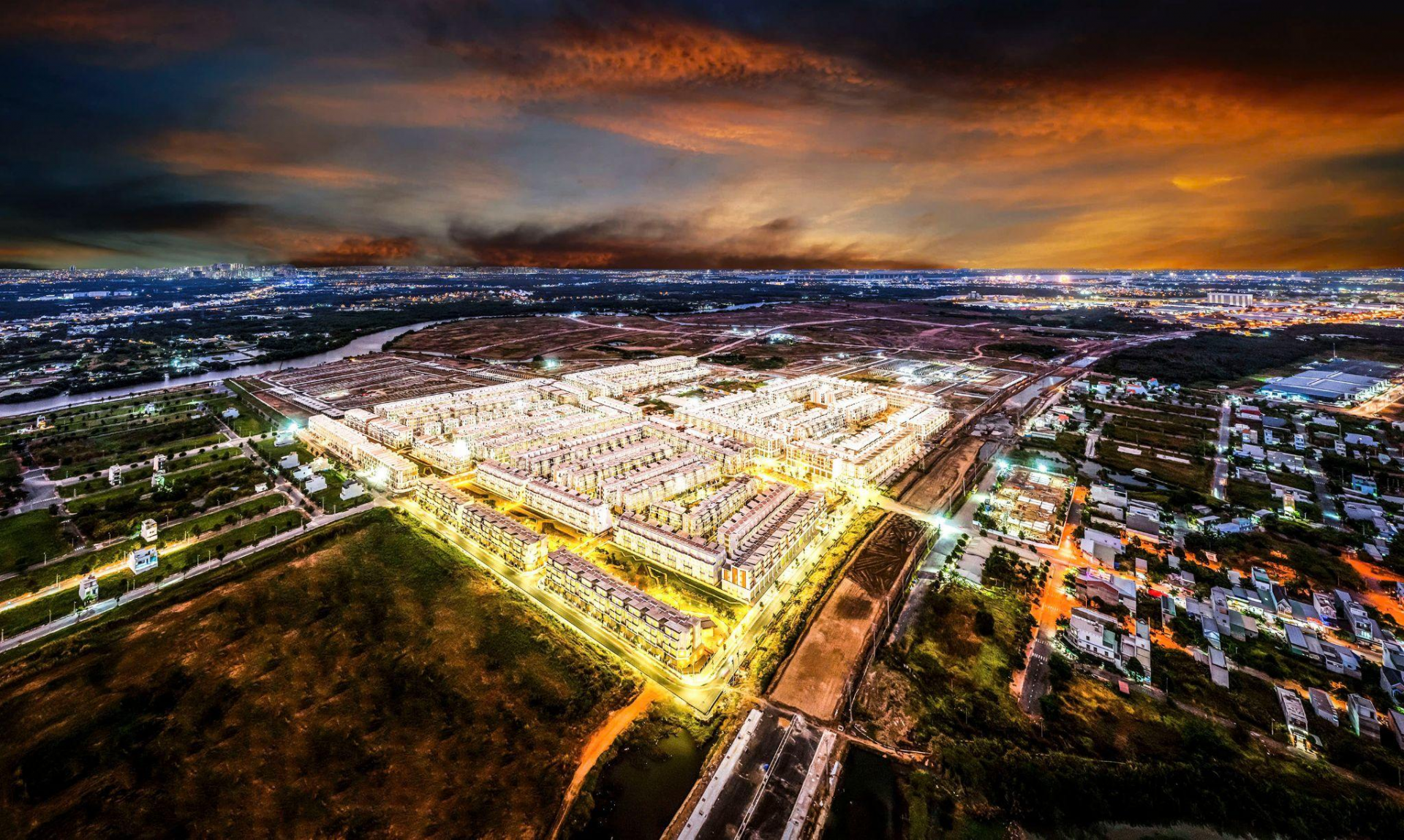 Khi Thành phố Thiên niên kỷ cửa ngõ phía Nam Sài Gòn hóa thành sàn diễn nghệ thuật đỉnh cao