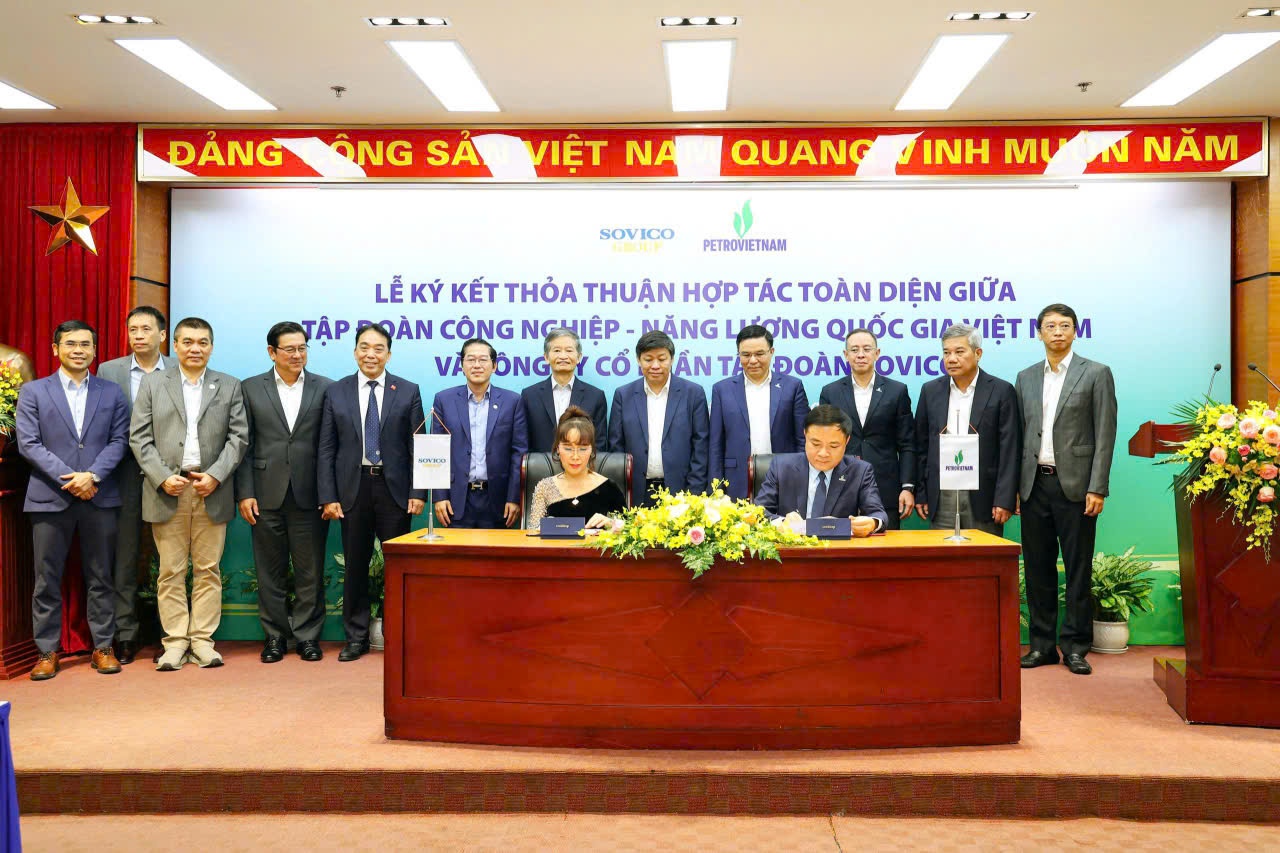 Petrovietnam hợp tác toàn diện với SOVICO: Động lực mới cho phát triển năng lượng và kinh tế Petrovietnam hợp tác toàn diện với SOVICO: Động lực mới cho phát triển năng lượng và kinh tế