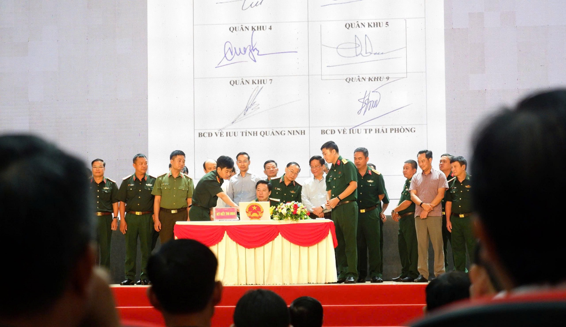 Quyết liệt, xử lý nghiêm các tàu cá vi phạm về khai thác IUU