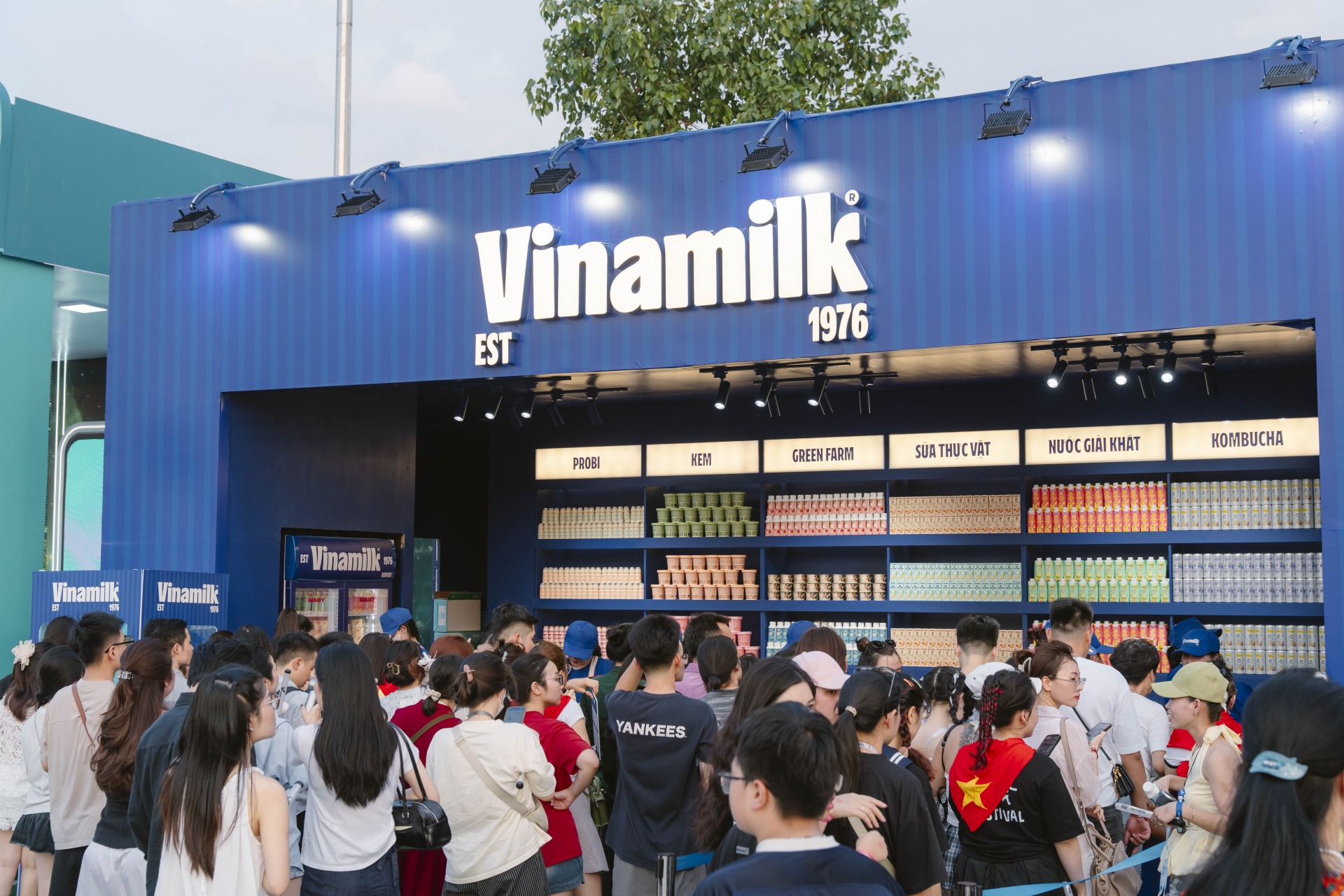 Nhìn lại những khoảnh khắc “cực cháy” của Vinamilk tại V-Concert & V-Fest cuối tuần qua