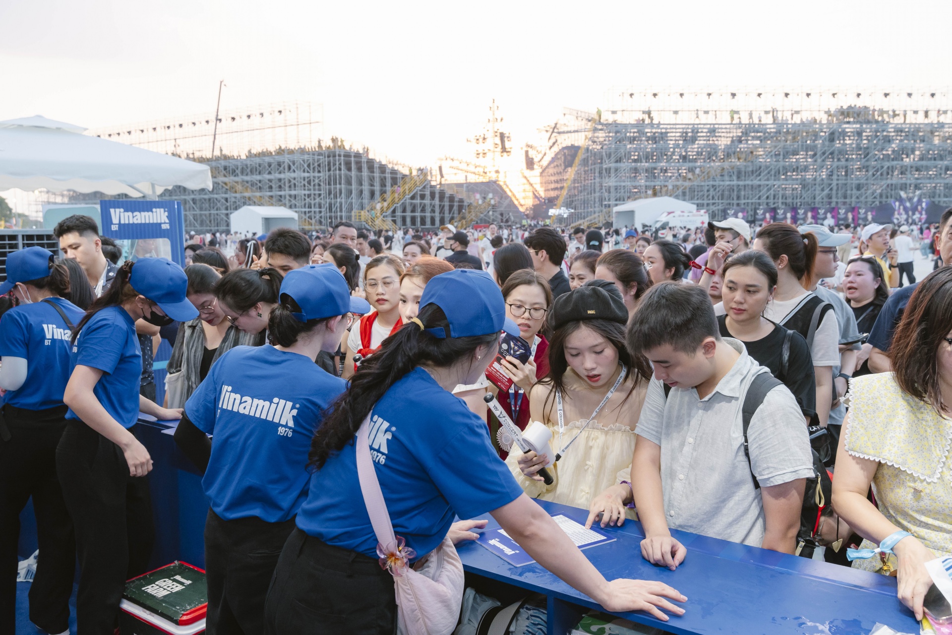 Nhìn lại những khoảnh khắc “cực cháy” của Vinamilk tại V-Concert & V-Fest cuối tuần qua