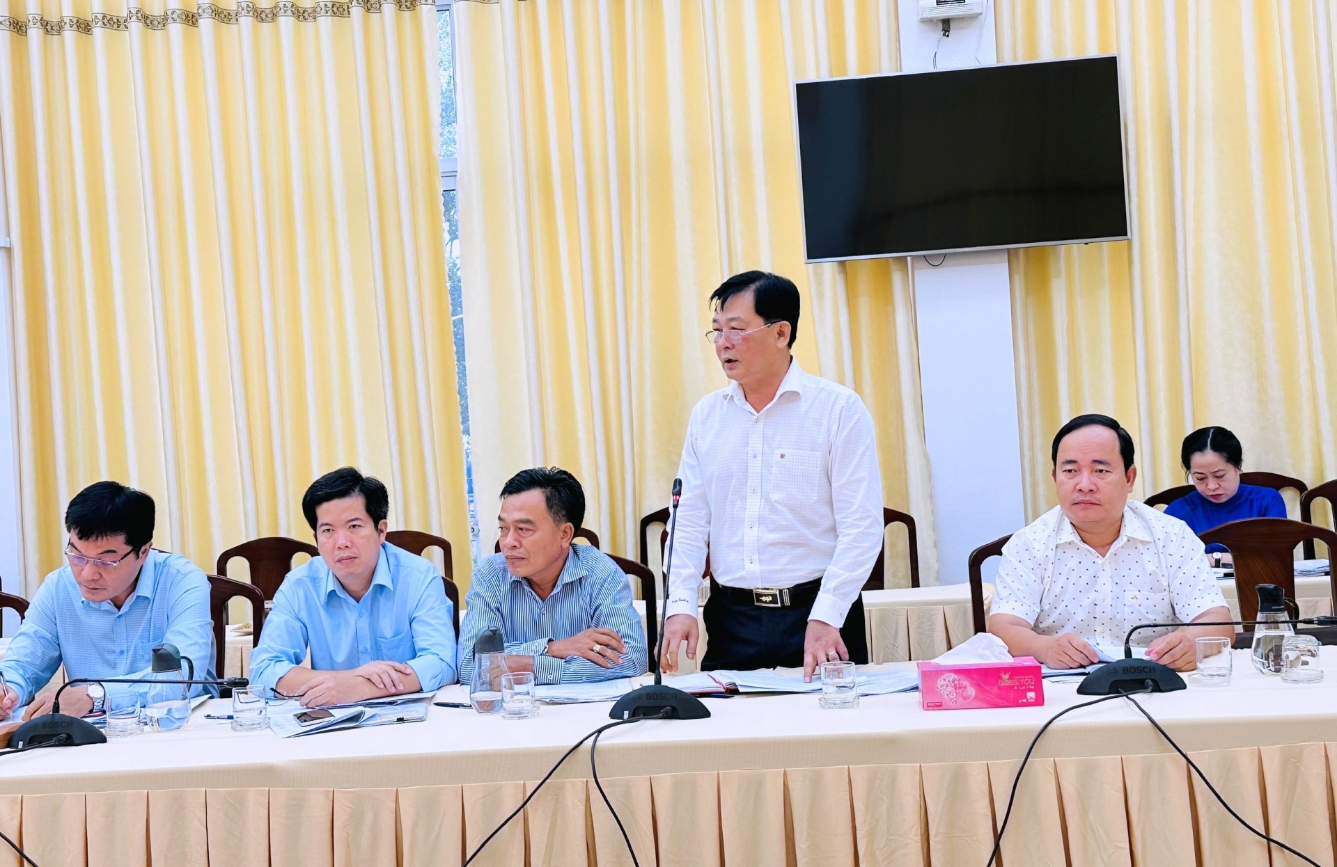 Cần Thơ lắng nghe ý kiến doanh nghiệp để cùng tháo gỡ