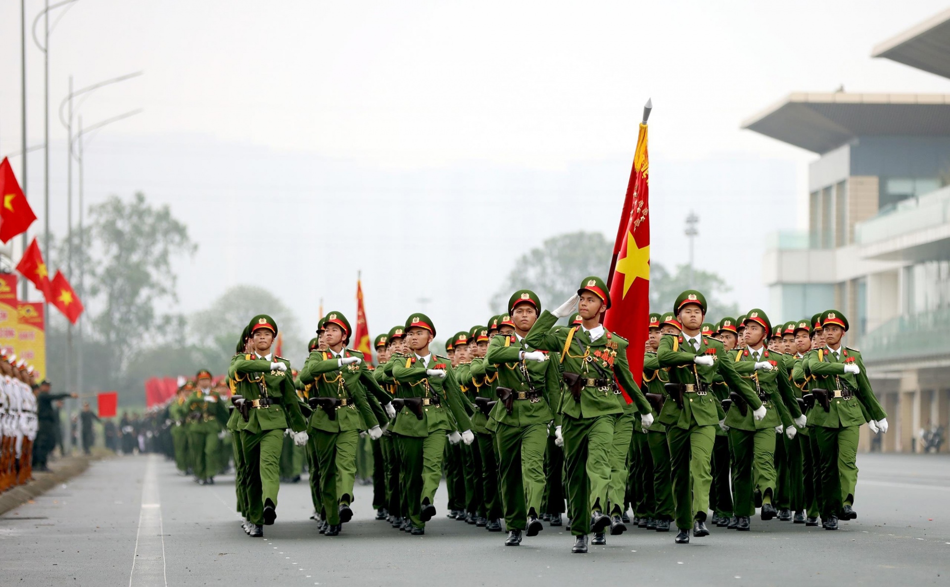 Lực lượng Công an nhân dân luôn đóng vai trò nòng cốt trong thực hiện nhiệm vụ bảo vệ an ninh quốc gia, bảo đảm trật tự, an toàn xã hội. Lực lượng Công an nhân dân luôn đóng vai trò nòng cốt trong thực hiện nhiệm vụ bảo vệ an ninh quốc gia, bảo đảm trật tự, an toàn xã hội.