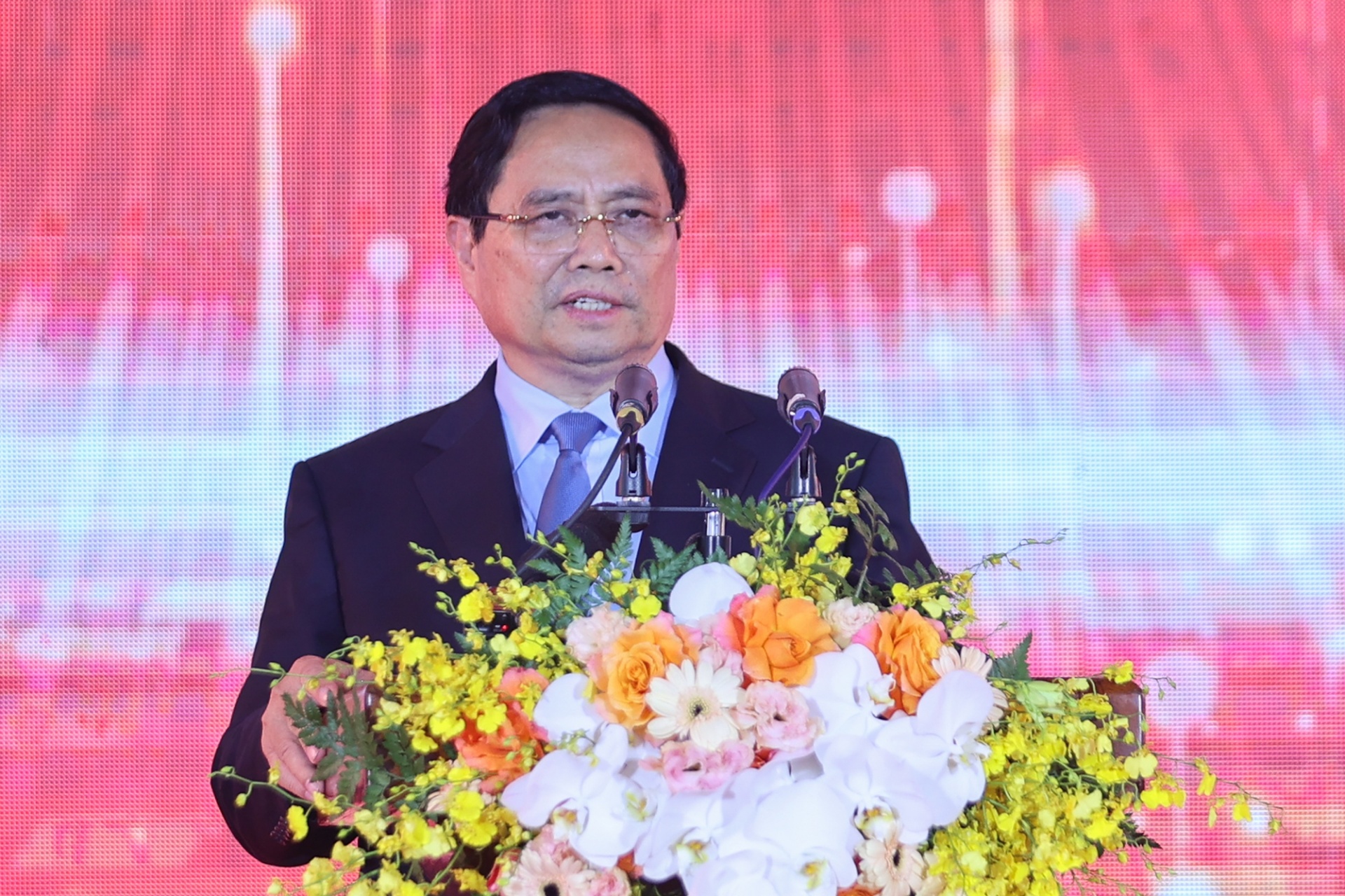 Thủ tướng Chính phủ cho biết, phát triển khoa học công nghệ, đổi mới sáng tạo và chuyển đổi số quốc gia là xu thế tất yếu, lựa chọn chiến lược, yêu cầu khách quan, ưu tiên hàng đầu, là sự nghiệp của toàn Đảng, toàn quân, toàn dân ta - Ảnh: VGP Thủ tướng Chính phủ cho biết, phát triển khoa học công nghệ, đổi mới sáng tạo và chuyển đổi số quốc gia là xu thế tất yếu, lựa chọn chiến lược, yêu cầu khách quan, ưu tiên hàng đầu, là sự nghiệp của toàn Đảng, toàn quân, toàn dân ta - Ảnh: VGP