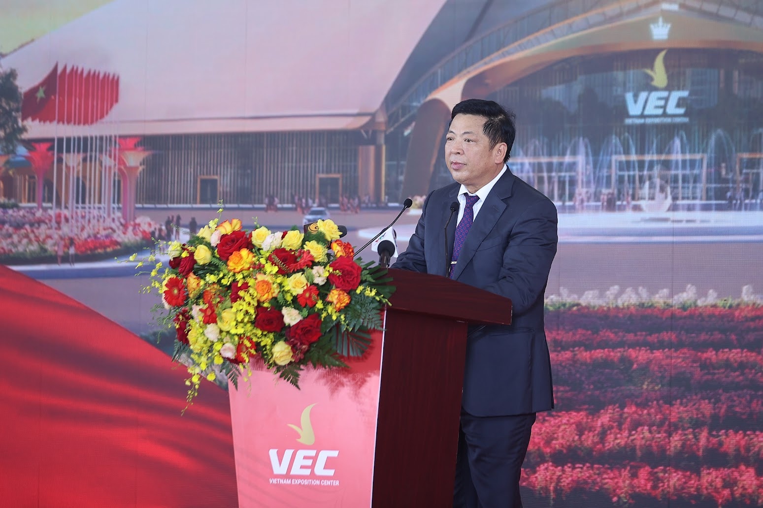 Bộ trưởng Bộ Xây dựng Trần Hồng Minh phát biểu tại buổi lễ - Ảnh: VGP/Nhật Bắc Bộ trưởng Bộ Xây dựng Trần Hồng Minh phát biểu tại buổi lễ - Ảnh: VGP/Nhật Bắc