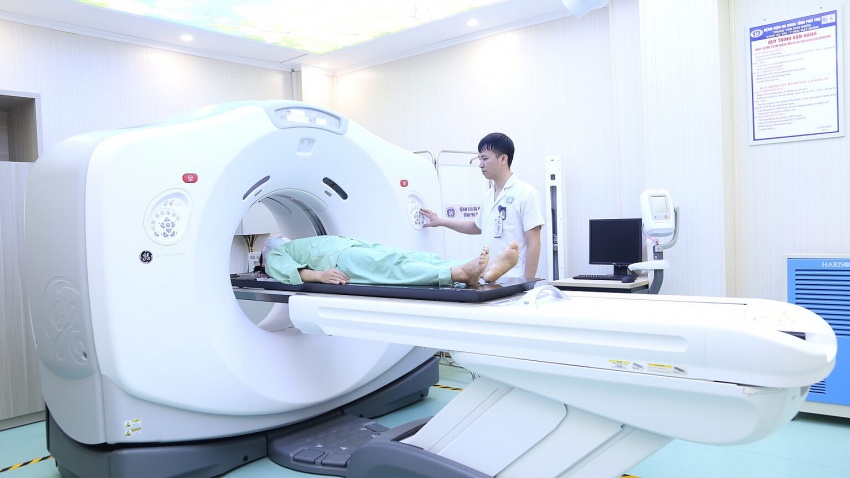 Bệnh viện Đa khoa tỉnh Phú Thọ chính thức vận hành hệ thống máy xạ trị kỹ thuật cao Bệnh viện Đa khoa tỉnh Phú Thọ chính thức vận hành hệ thống máy xạ trị kỹ thuật cao