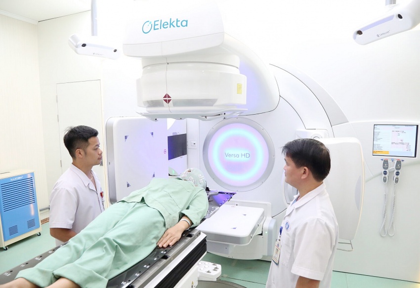 Bệnh viện Đa khoa tỉnh Phú Thọ chính thức vận hành hệ thống máy xạ trị kỹ thuật cao Bệnh viện Đa khoa tỉnh Phú Thọ chính thức vận hành hệ thống máy xạ trị kỹ thuật cao