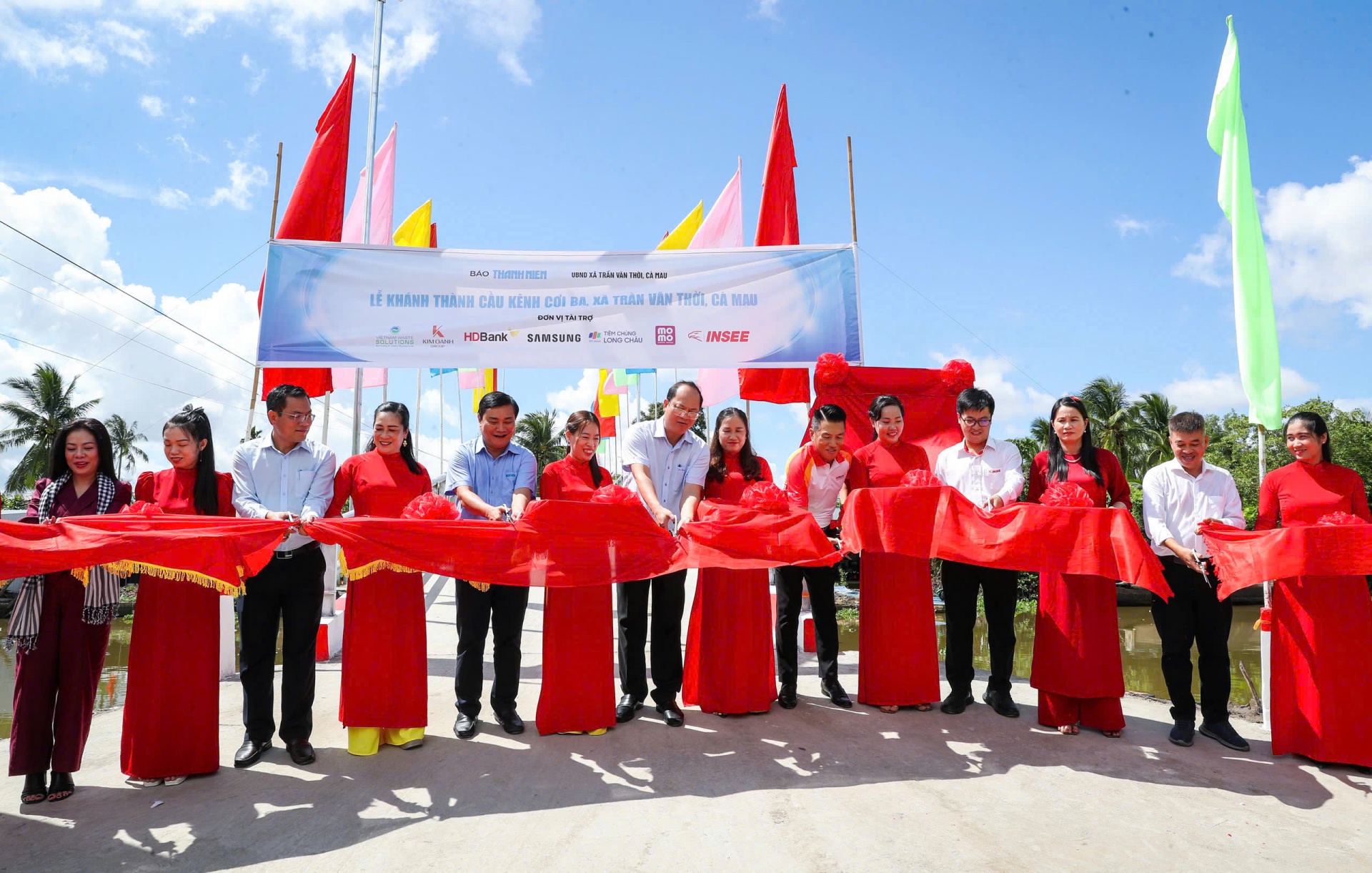 Bệnh viện Chợ Rẫy phối hợp với Báo Thanh Niên tổ chức các hoạt động tri ân tại Cà Mau