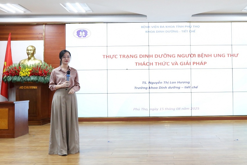 Hội thảo khoa học “Cập nhật phác đồ điều trị dinh dưỡng lâm sàng trên bệnh nhân ung thư”