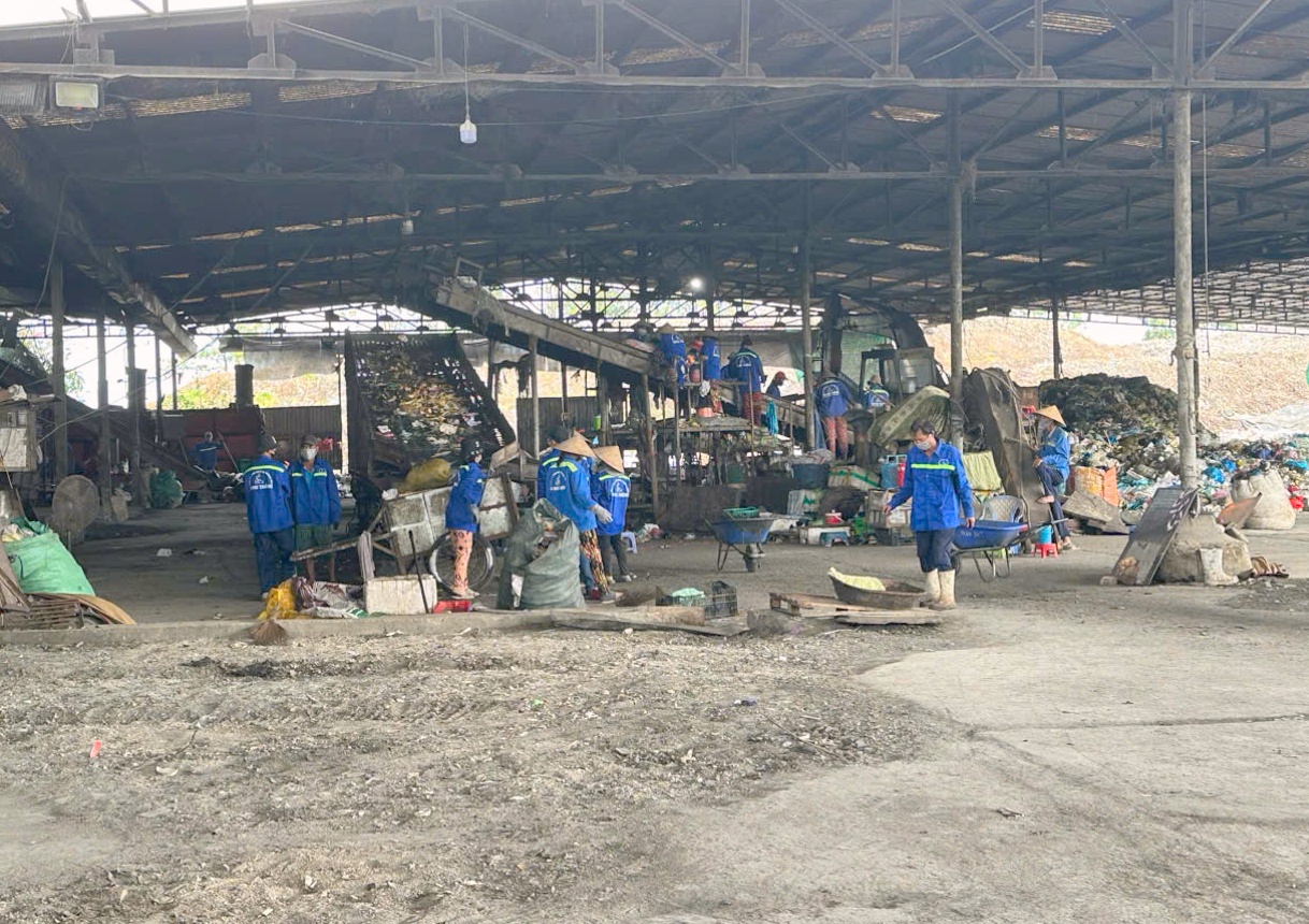 Hạ tầng thu gom, vận chuyển, xử lý chất thải rắn sinh hoạt của Cần Thơ chưa đồng bộ