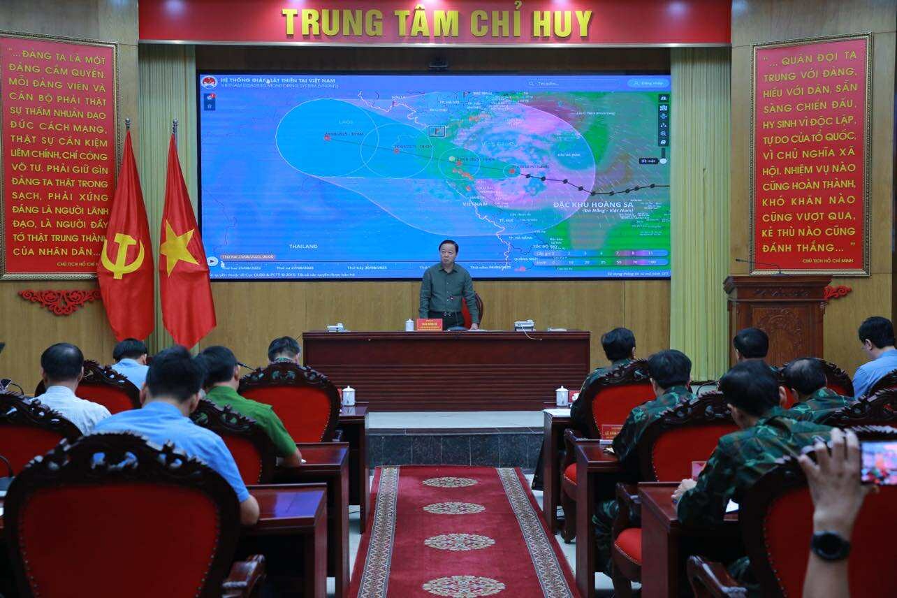 “An toàn tính mạng của nhân dân phải đặt lên hàng đầu”, Phó Thủ tướng Trần Hồng Hà nhấn mạnh - Ảnh: VGP “An toàn tính mạng của nhân dân phải đặt lên hàng đầu”, Phó Thủ tướng Trần Hồng Hà nhấn mạnh - Ảnh: VGP