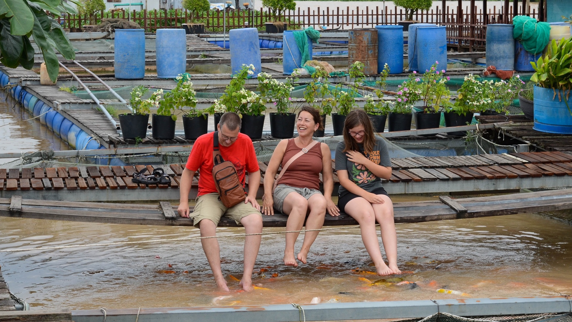 Tây Đô nhiều sản phẩm “du lịch bay” trên sông nước