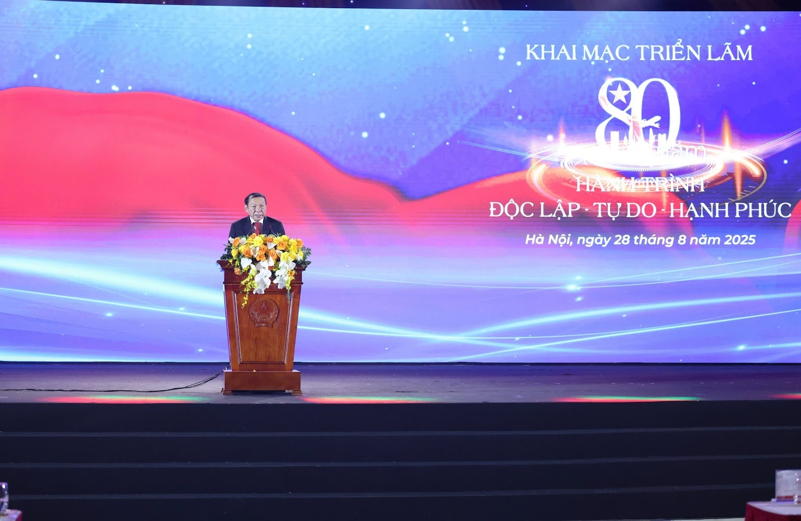 Bộ trưởng Bộ Văn hóa, Thể thao và Du lịch Nguyễn Văn Hùng phát biểu tại Lễ khai mạc Triển lãm - Ảnh: VGP Bộ trưởng Bộ Văn hóa, Thể thao và Du lịch Nguyễn Văn Hùng phát biểu tại Lễ khai mạc Triển lãm - Ảnh: VGP