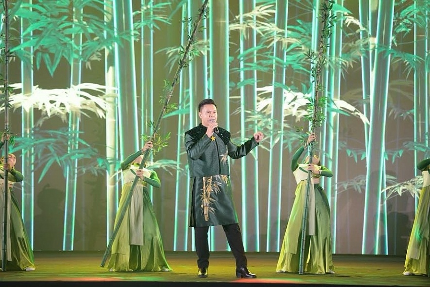 Khai mạc trọng thể Triển lãm thành tựu đất nước “80 năm hành trình Độc lập - Tự do - Hạnh phúc” Khai mạc trọng thể Triển lãm thành tựu đất nước “80 năm hành trình Độc lập - Tự do - Hạnh phúc”