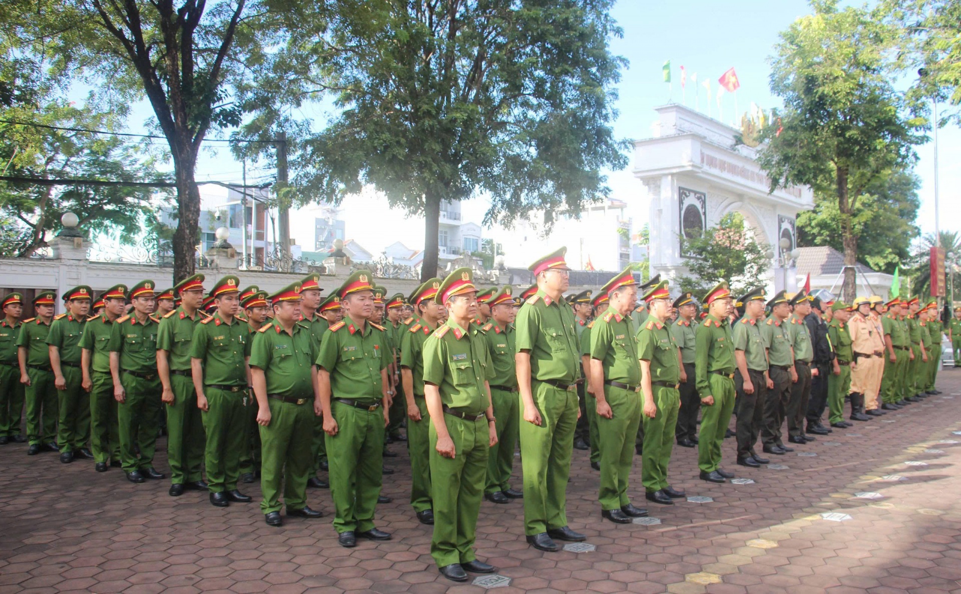 Công an Cần Thơ ra mắt tổ tuần tra, kiểm soát an ninh trật tự