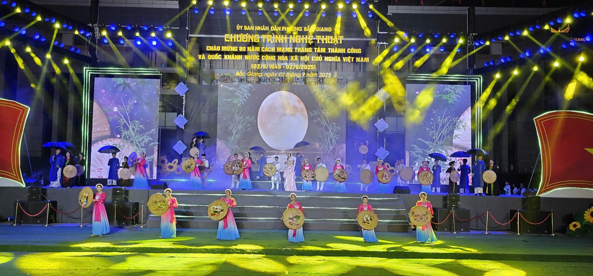 Bắc Ninh: Rực rỡ sắc màu chương trình nghệ thuật và pháo hoa mừng Quốc khánh 2/9 Bắc Ninh: Rực rỡ sắc màu chương trình nghệ thuật và pháo hoa mừng Quốc khánh 2/9