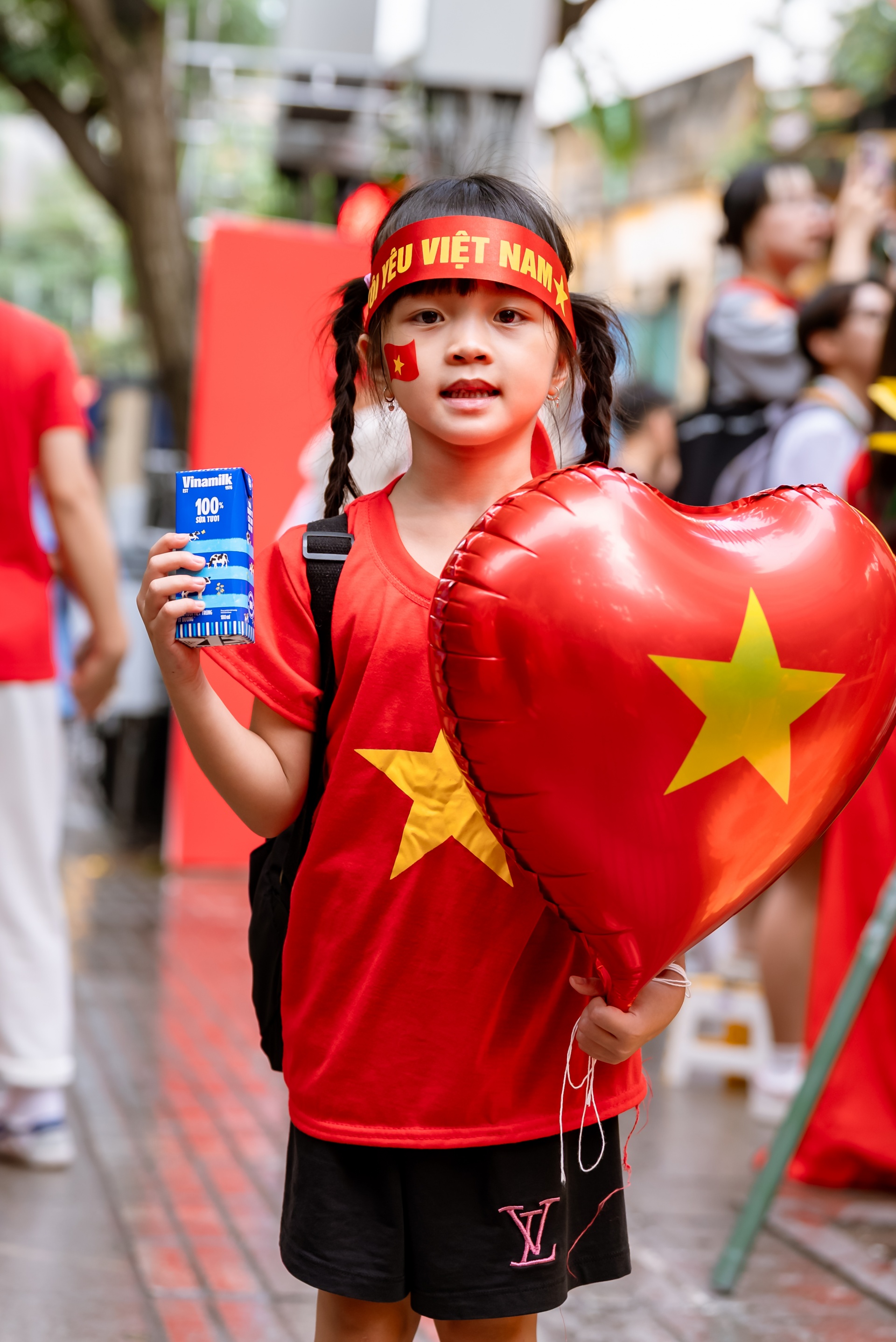 Những mầm non tham gia ngày hội lớn của dân tộc. Những chủ nhân tương lai của đất nước đang được chăm sóc đủ đầy, bằng dinh dưỡng và tri thức; bằng tình yêu, sự gìn giữ và niềm tin của cả một dân tộc dành cho tương lai.(Ảnh: Vi Nam) Những mầm non tham gia ngày hội lớn của dân tộc. Những chủ nhân tương lai của đất nước đang được chăm sóc đủ đầy, bằng dinh dưỡng và tri thức; bằng tình yêu, sự gìn giữ và niềm tin của cả một dân tộc dành cho tương lai.(Ảnh: Vi Nam)