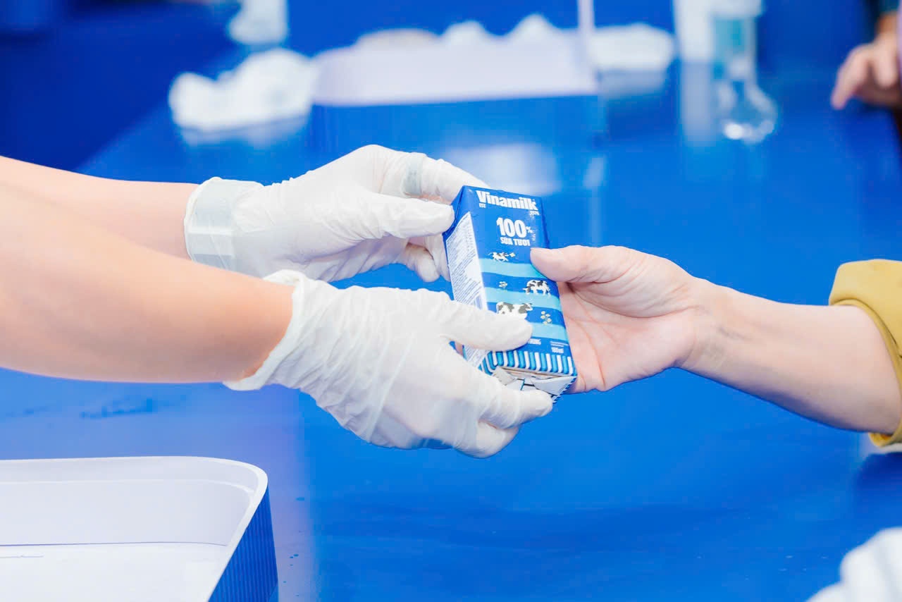 Không gian trưng bày và trải nghiệm của Vinamilk hút khách tại Triển lãm Thành tựu đất nước 80 năm Không gian trưng bày và trải nghiệm của Vinamilk hút khách tại Triển lãm Thành tựu đất nước 80 năm