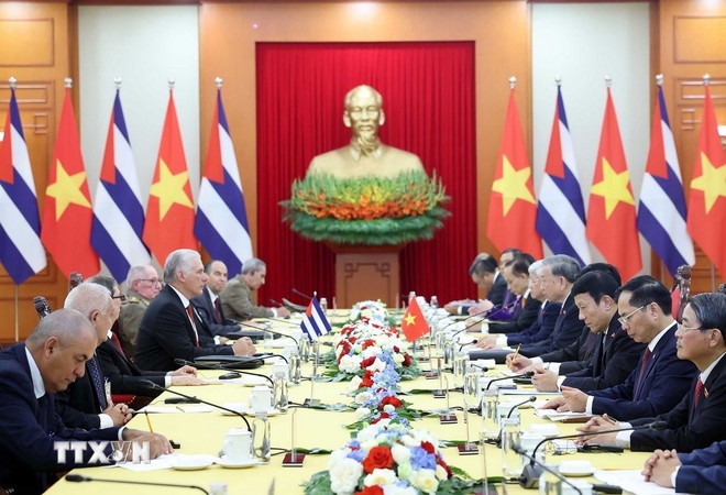 Tiếp tục phát triển mối quan hệ hữu nghị truyền thống đặc biệt Việt Nam-Cuba