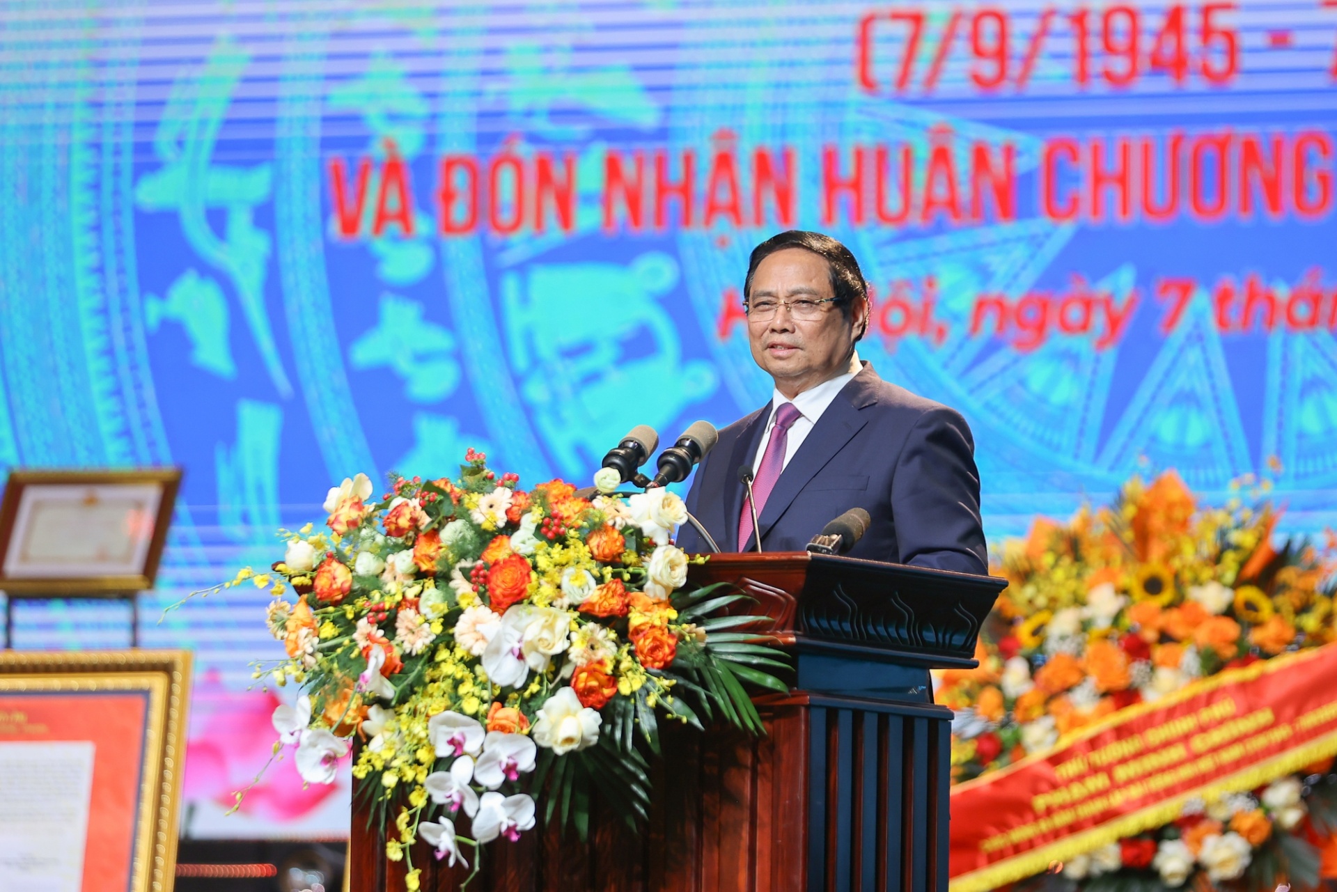   Thủ tướng Phạm Minh Chính đề nghị VOV tập trung triển khai thực hiện hiệu quả 6 nội dung trọng tâm - Ảnh: VGP