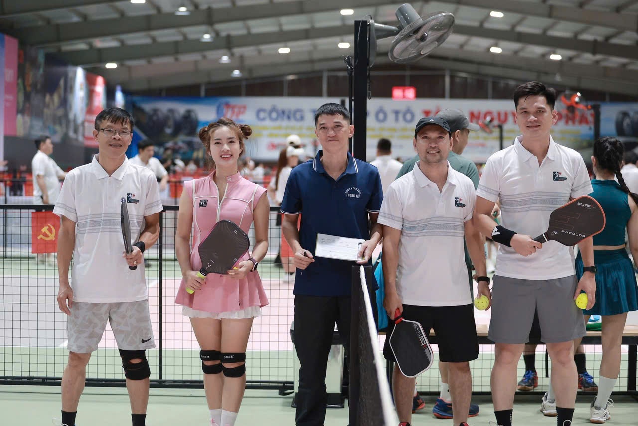Giải Pickleball Cúp PNJ: Nhịp cầu kết nối giới doanh nhân, báo chí, nghệ sĩ và KOLs Giải Pickleball Cúp PNJ: Nhịp cầu kết nối giới doanh nhân, báo chí, nghệ sĩ và KOLs