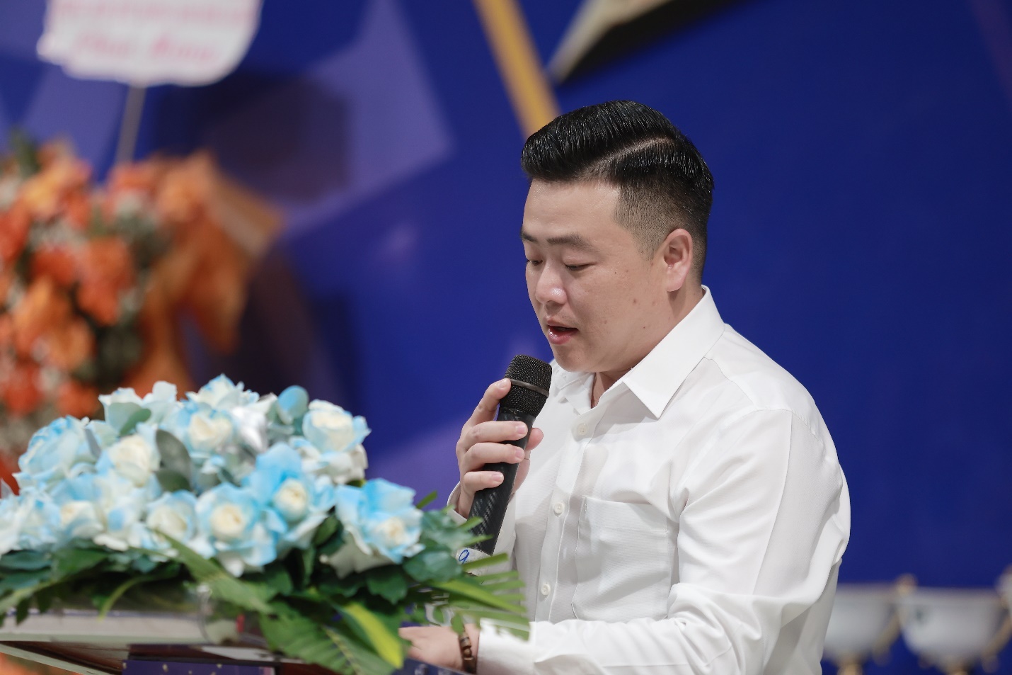 Ông Trần Tấn Vinh, Trưởng Ban Tổ chức, phát biểu tại Lễ khai mạc Giải Pickleball Doanh nhân trẻ Đắk Lắk – Báo chí – Nghệ sĩ – KOLs lần thứ I. Ông Trần Tấn Vinh, Trưởng Ban Tổ chức, phát biểu tại Lễ khai mạc Giải Pickleball Doanh nhân trẻ Đắk Lắk – Báo chí – Nghệ sĩ – KOLs lần thứ I.