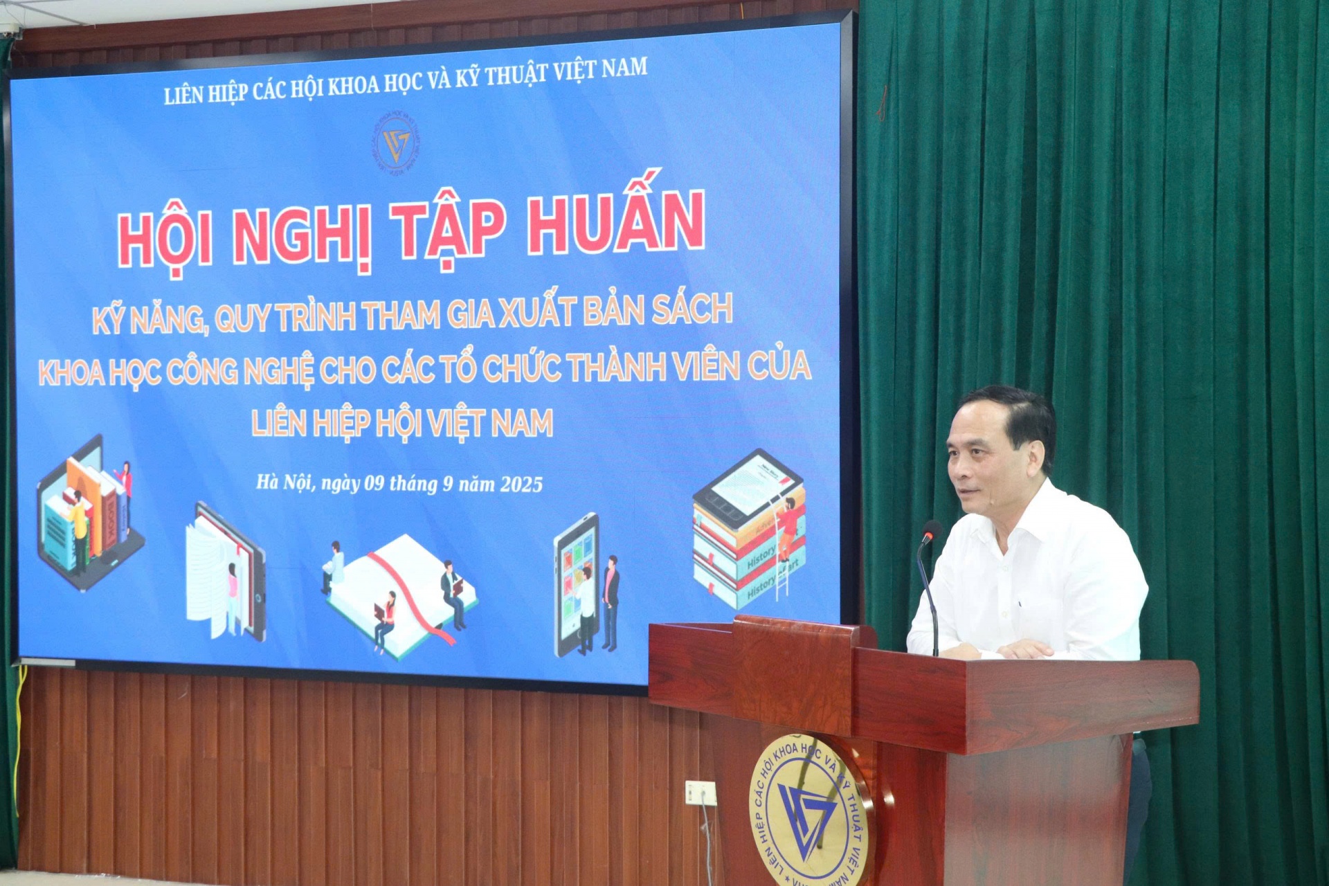 Tập huấn kỹ năng, quy trình tham gia xuất bản sách khoa học công nghệ